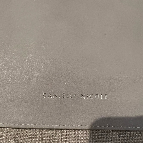 Danielle Nicole Gus Gus Disney Purse - Picture 3 of 4